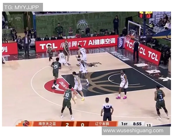 南京同曦迎战吉林队期待精彩对决球迷热情高涨助威现场气氛火爆