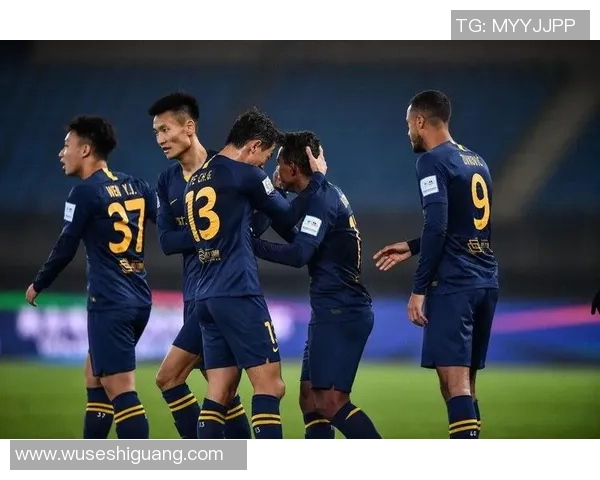 重庆篮球队的节奏分析与战术探讨如何提升球队整体表现 重庆篮球队的节奏分析与战术探讨如何提升球队整体表现