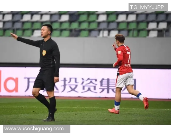 重庆足球队近期状态分析与未来展望探讨